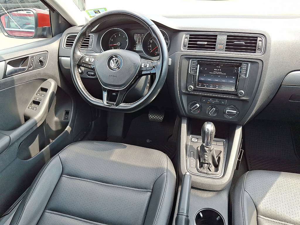 Used 2017 Volkswagen Jetta SE FWD image 15