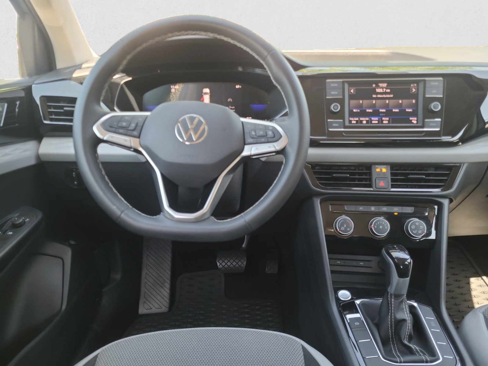 Used 2023 Volkswagen Taos S w/ Driver Assistance Package FWD image 13