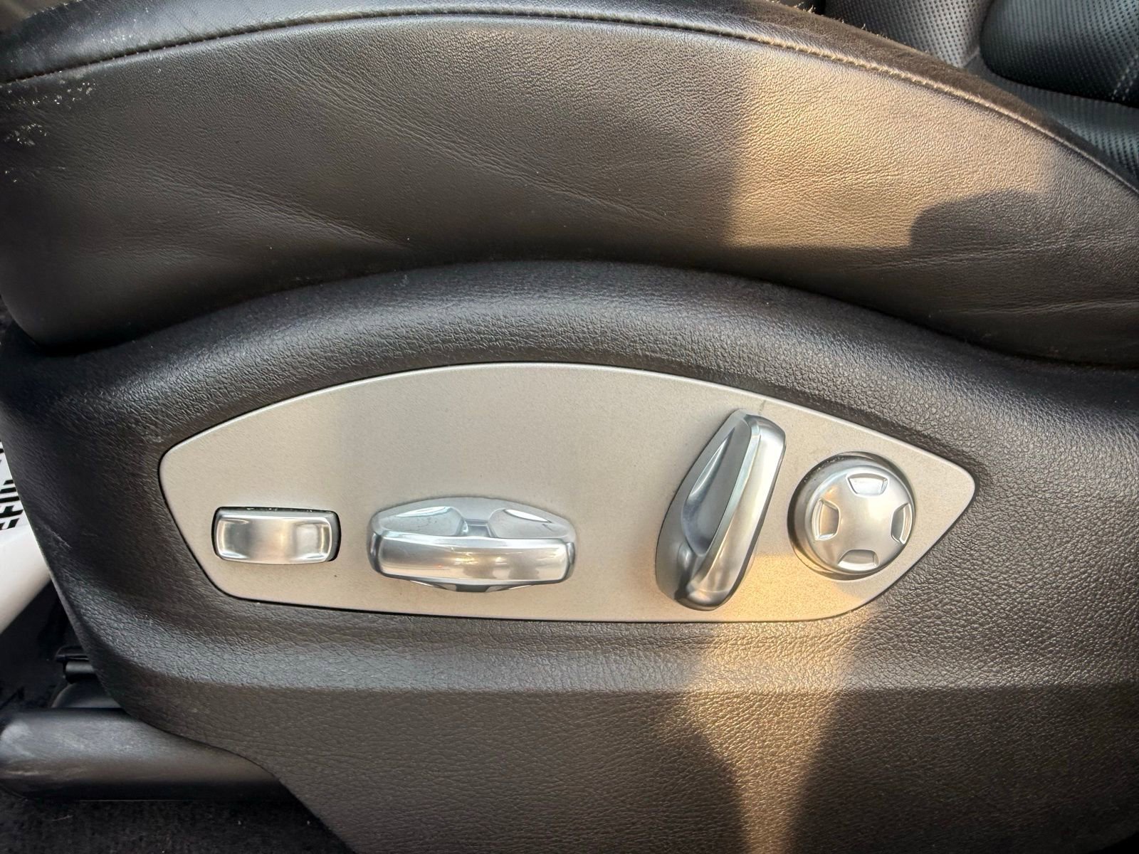 Used 2017 Porsche Macan S image 15