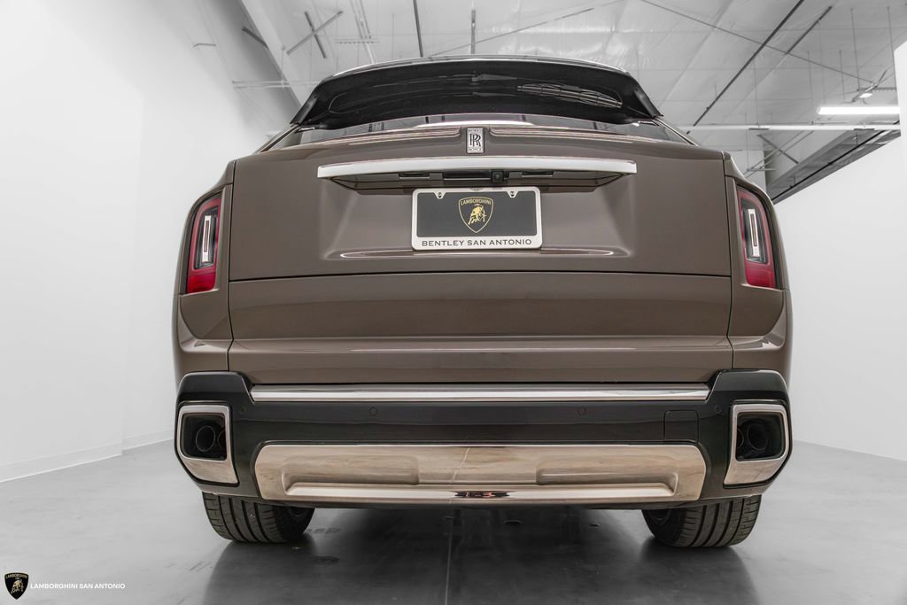 Used 2025 Rolls-Royce Cullinan w/ Dynamic Package image 15
