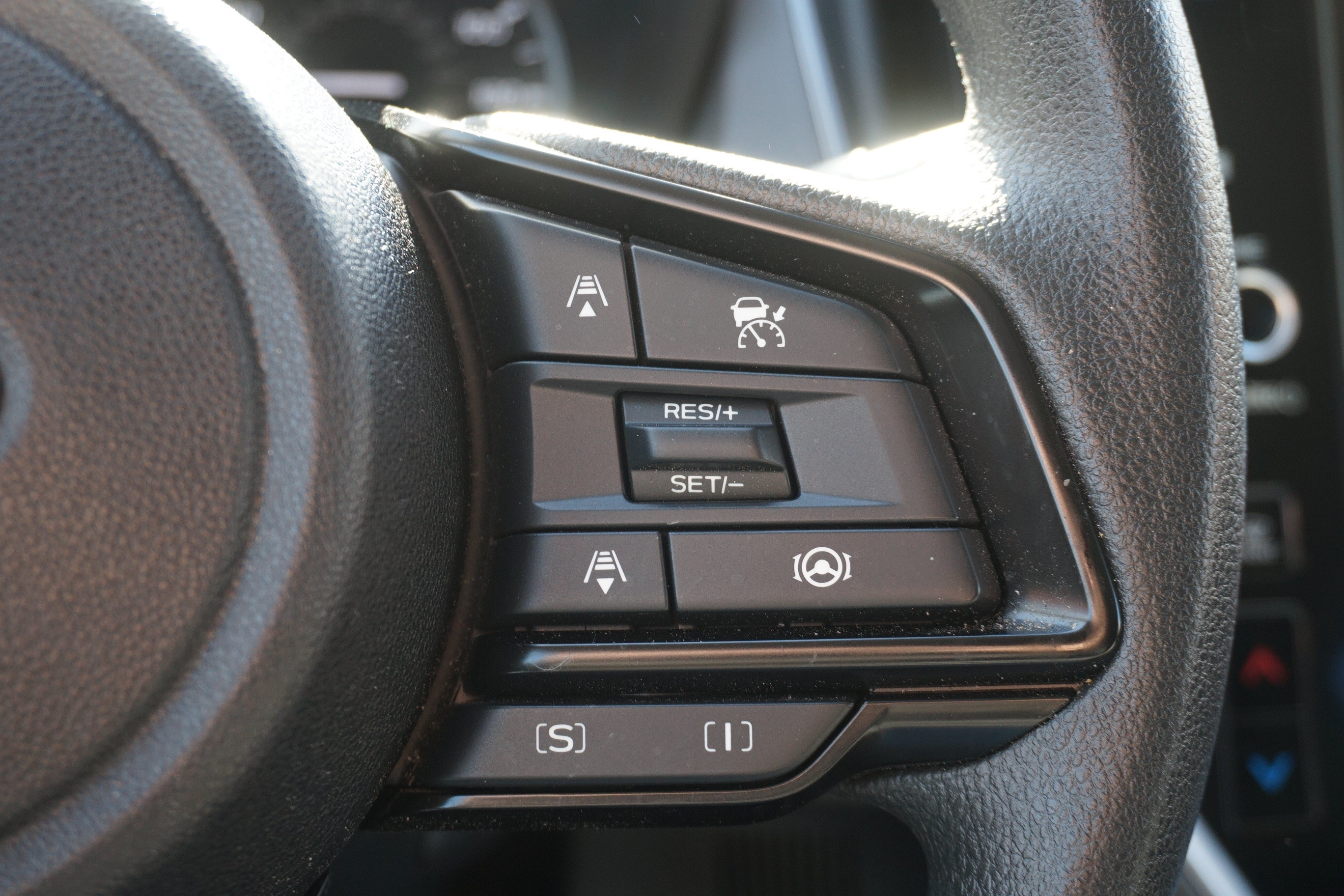 Used 2024 Subaru Crosstrek 2.0i Premium AWD/4WD image 16