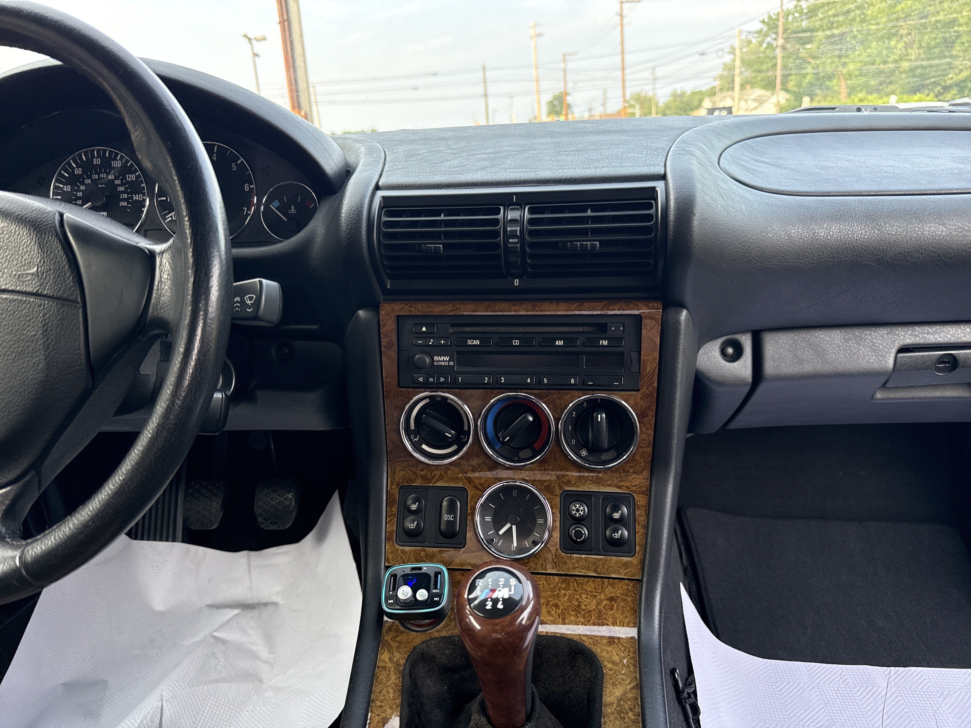Used 2001 BMW Z3 3.0i RWD image 23