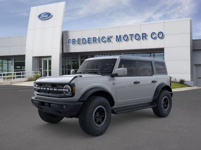 New 2026 Ford Bronco Outer Banks w/ Sasquatch Package
