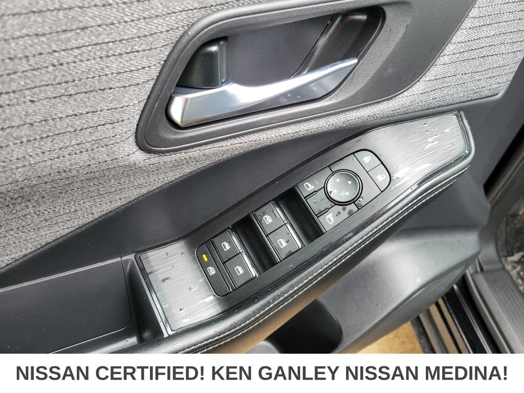 Certified 2023 Nissan Rogue SV AWD/4WD image 37