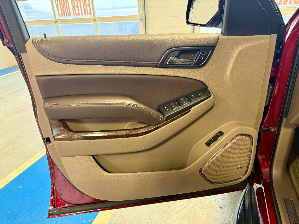 Used 2016 Chevrolet Tahoe LT image 10