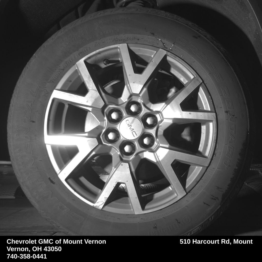 Used 2023 GMC Acadia SLE w/ Driver Convenience Package FWD image 24