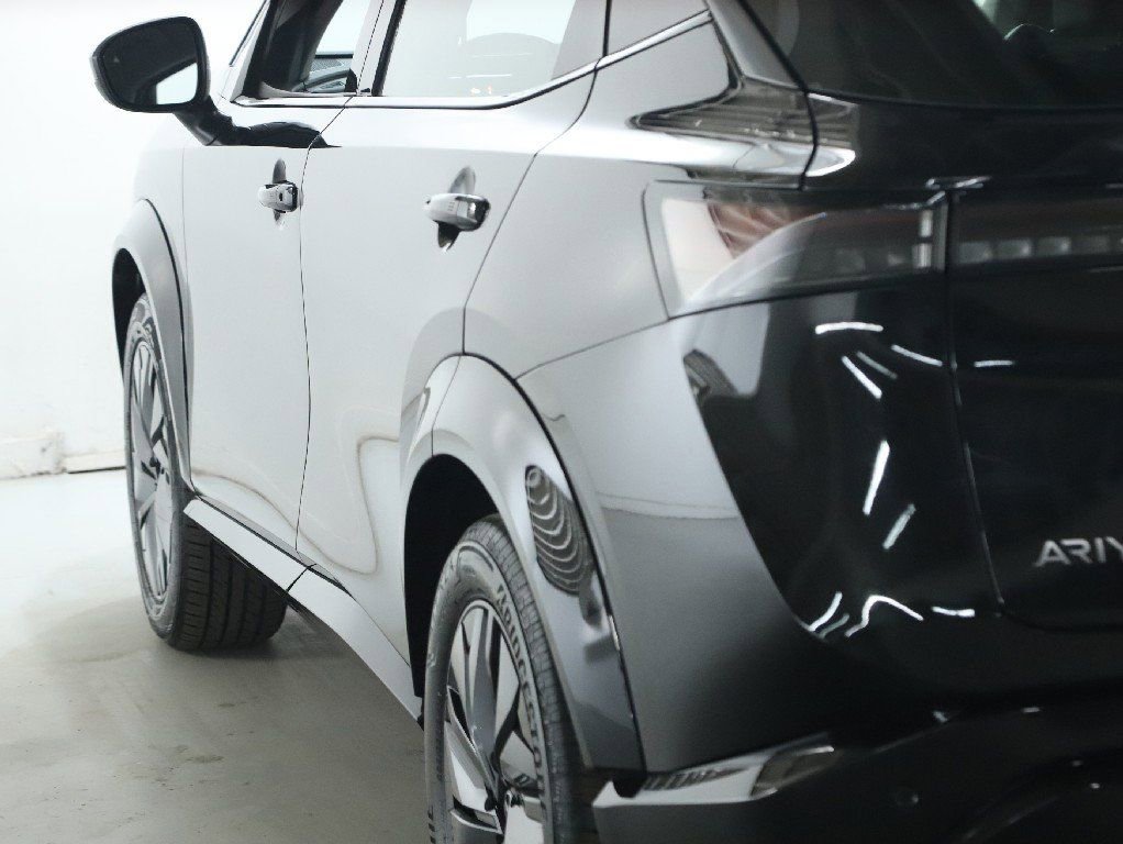 Used 2023 Nissan Ariya AWD image 40