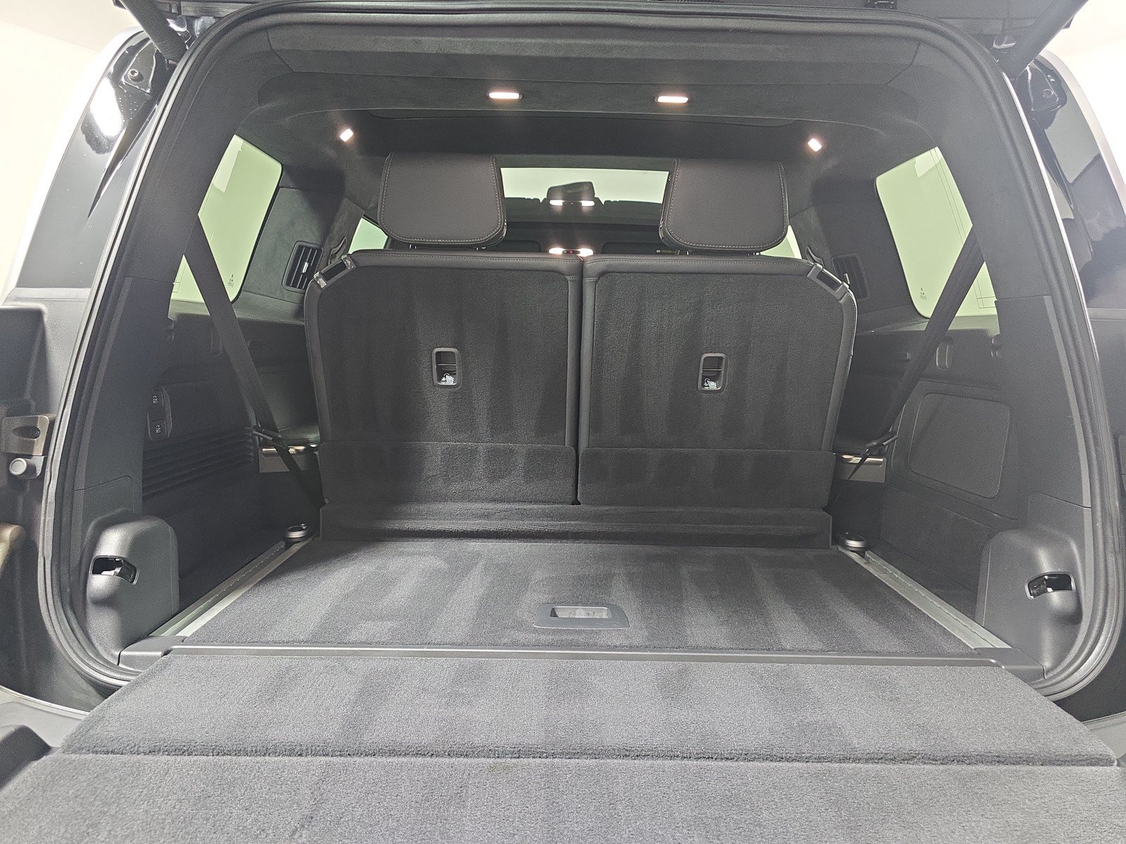 Used 2022 Rivian R1S Launch Edition AWD/4WD image 15