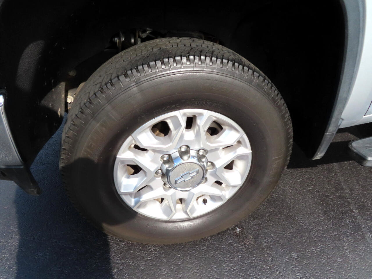 Used 2021 Chevrolet Silverado 3500 LT image 11