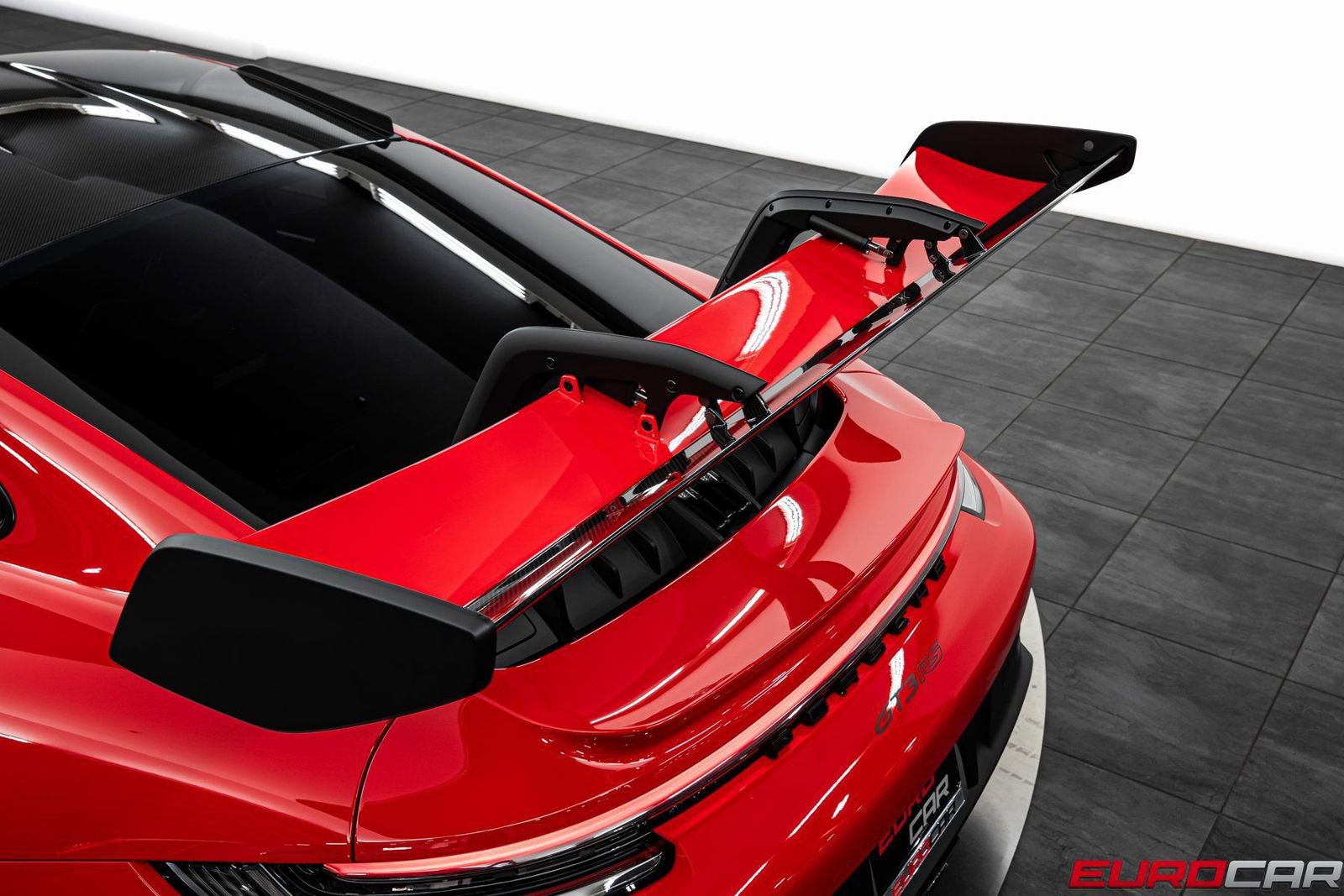 Used 2025 Porsche 911 GT3 RS image 21