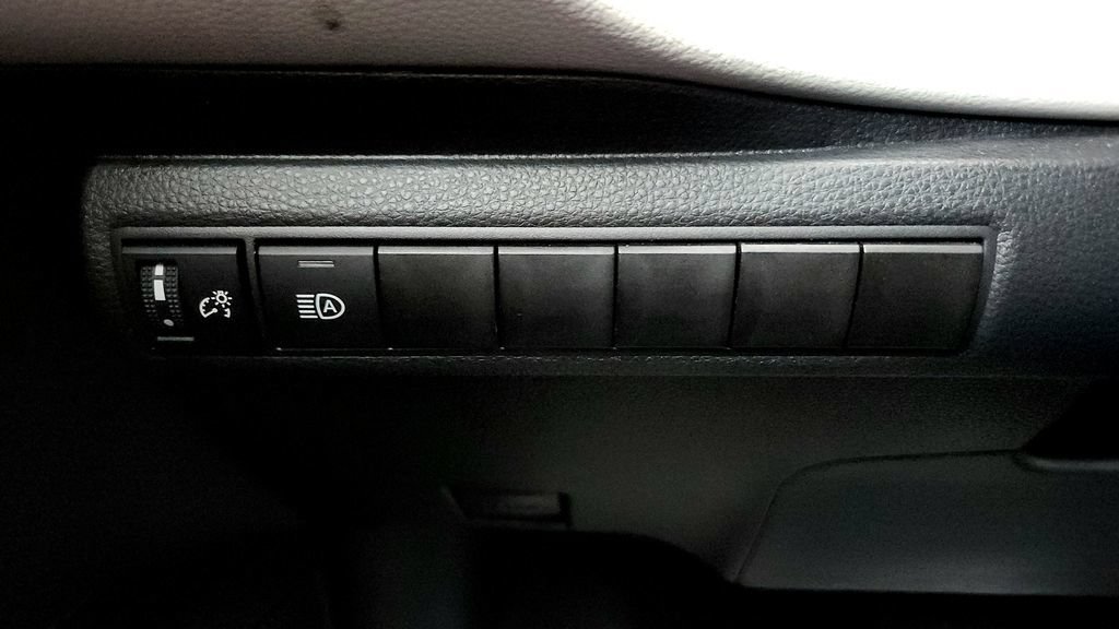 Certified 2025 Toyota Corolla LE w/ Convenience Package FWD image 32