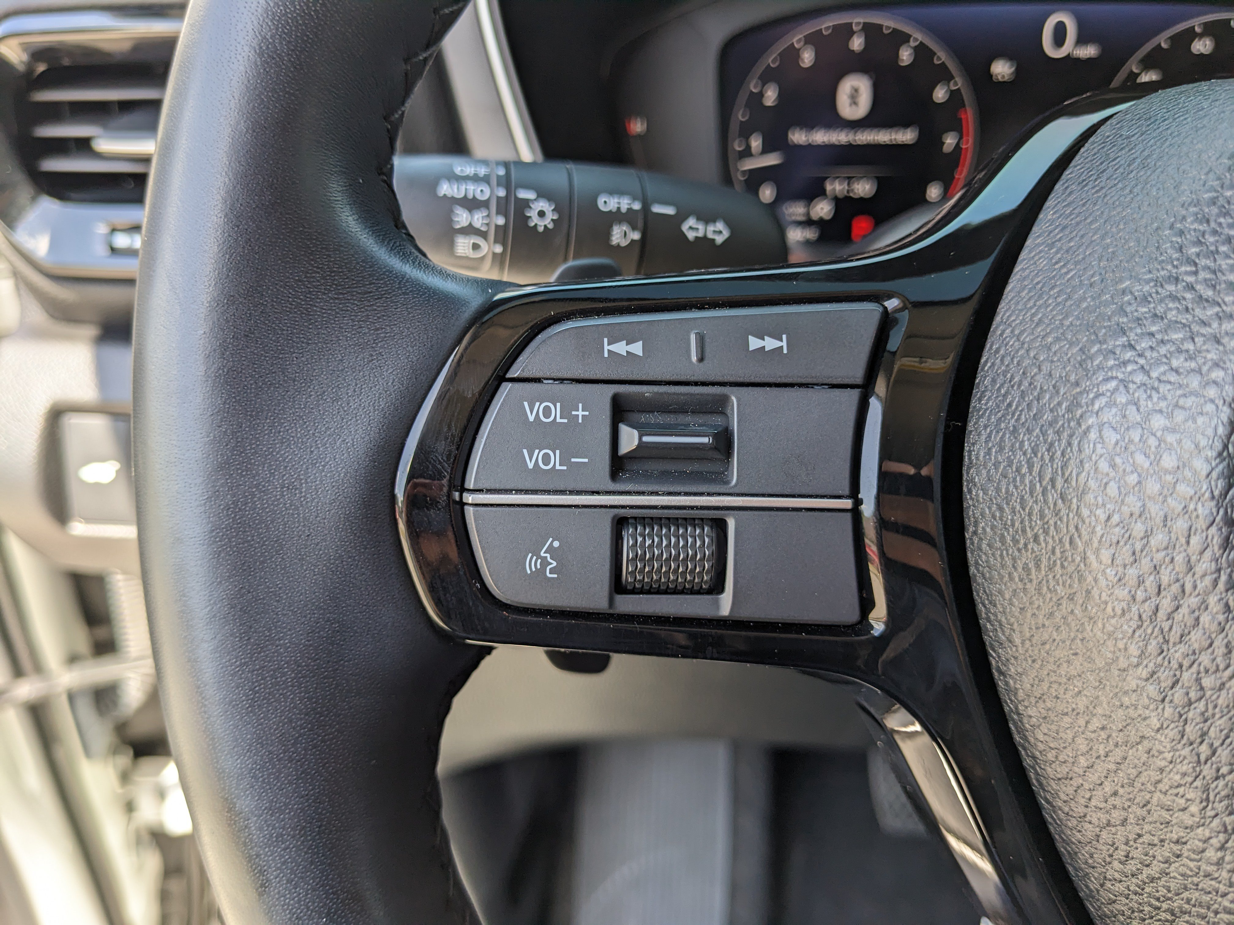 Used 2024 Honda Pilot Elite image 37