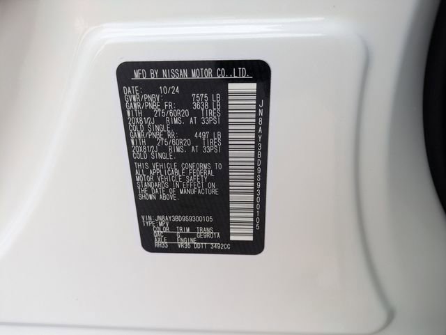 Used 2025 Nissan Armada SL image 36