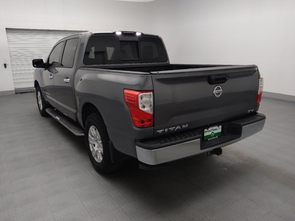 Used 2019 Nissan Titan SV RWD image 5