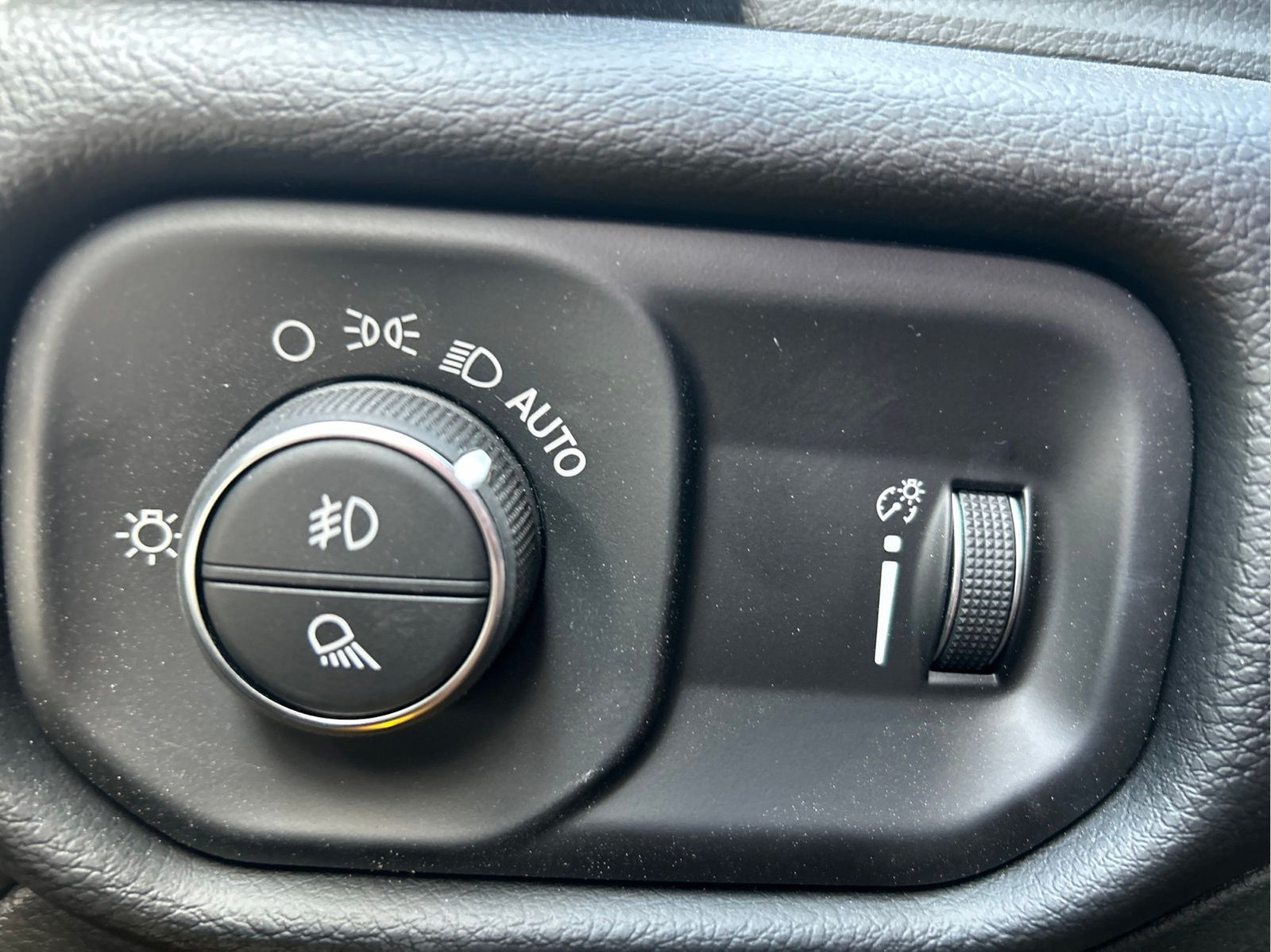New 2026 RAM 2500 Big Horn AWD/4WD image 25