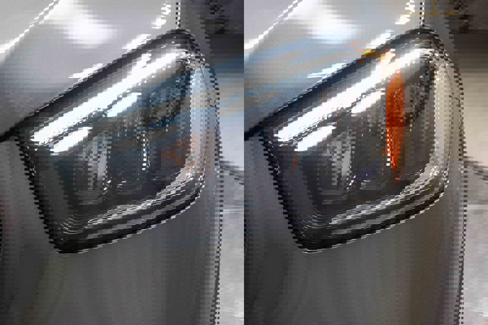 Used 2025 Mercedes-Benz GLE 450e 4MATIC image 11