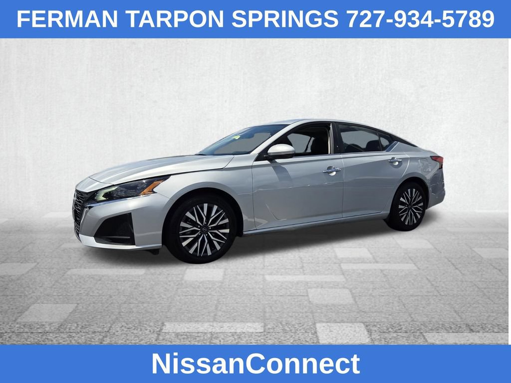 Used 2024 Nissan Altima 2.5 SV w/ SV Premium Package FWD image 7