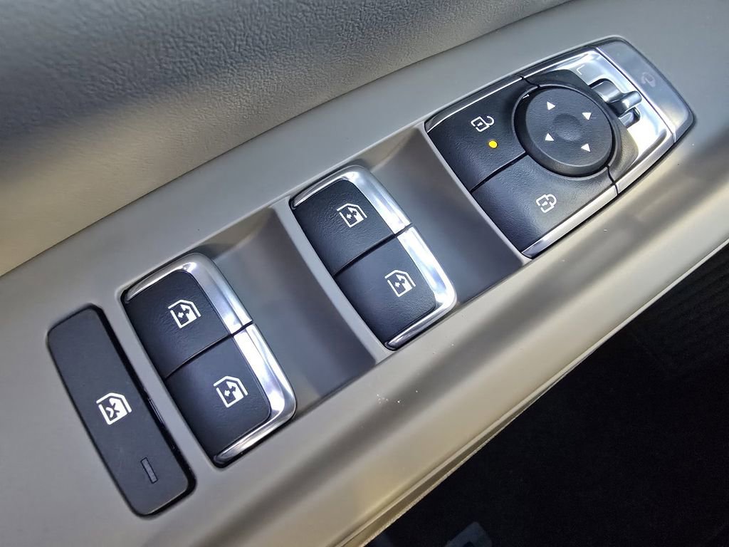 New 2026 Kia Carnival EX image 25