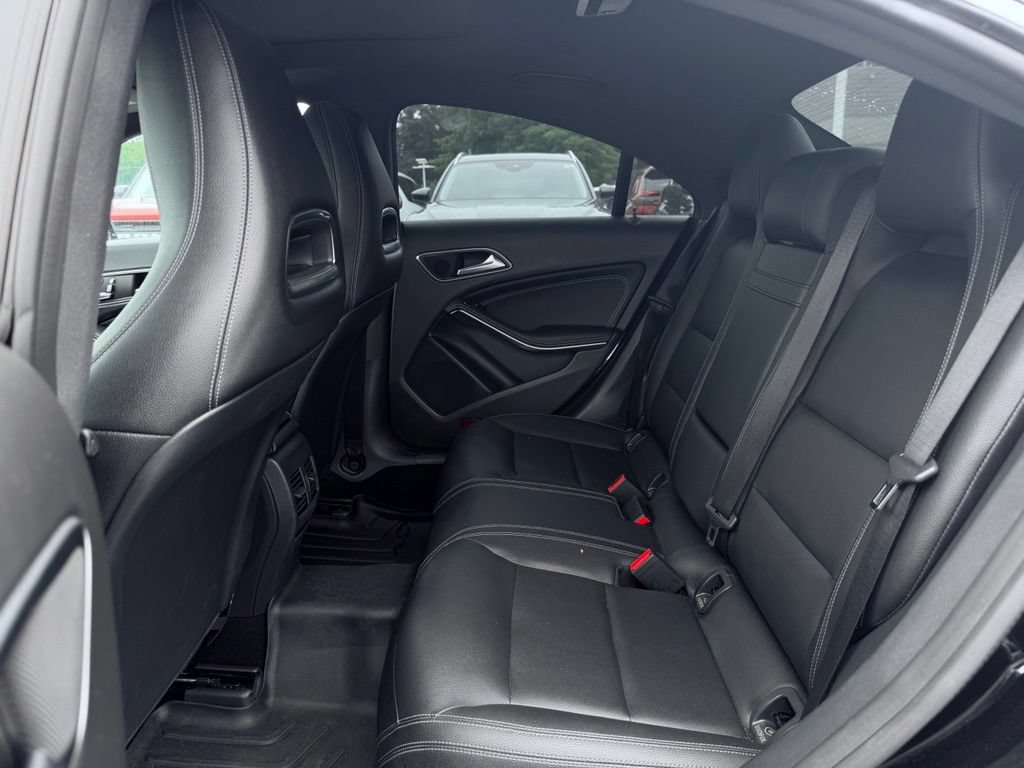 Used 2018 Mercedes-Benz CLA 250 4MATIC image 19