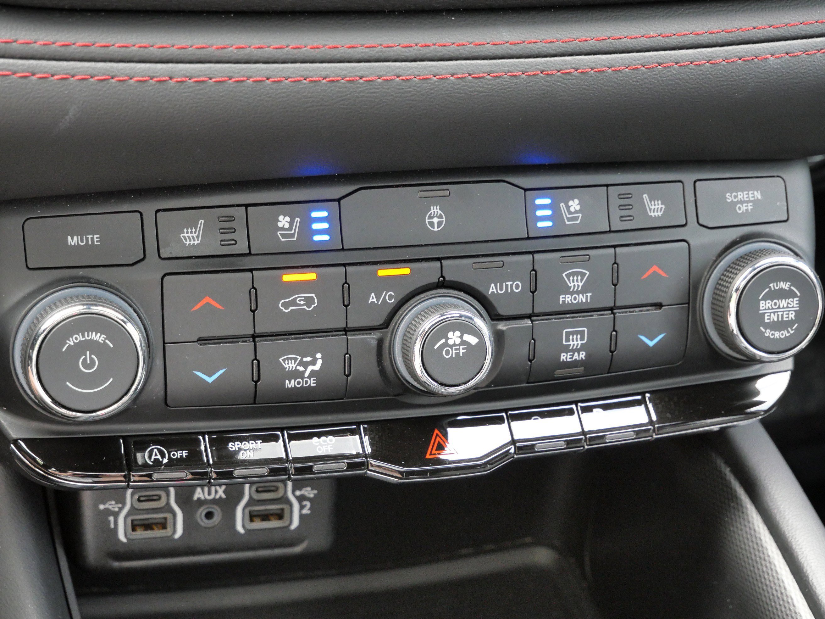 Used 2024 Dodge Durango GT image 24