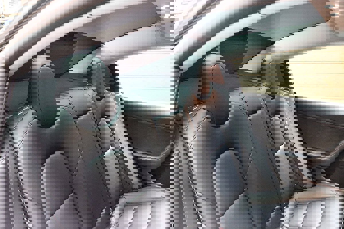 Used 2023 Tesla Model 3 Standard Range image 65