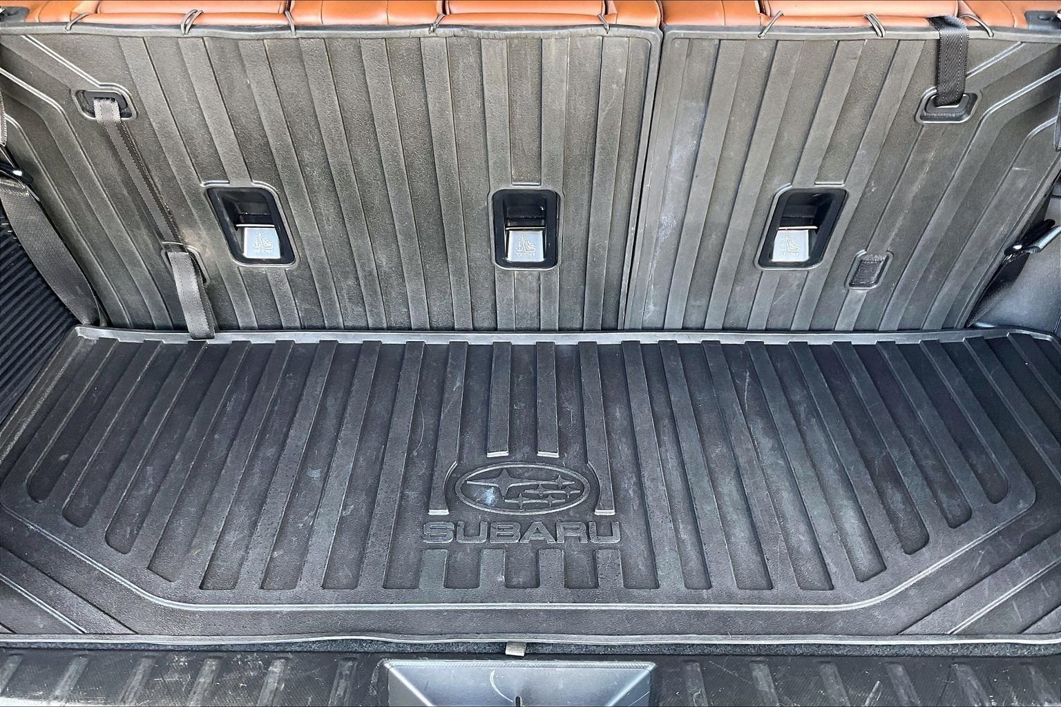 Used 2020 Subaru Ascent Touring w/ Popular Package #3 image 28