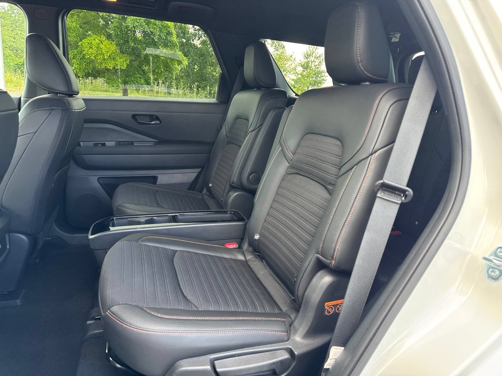Certified 2025 Nissan Pathfinder Rock Creek AWD/4WD image 17