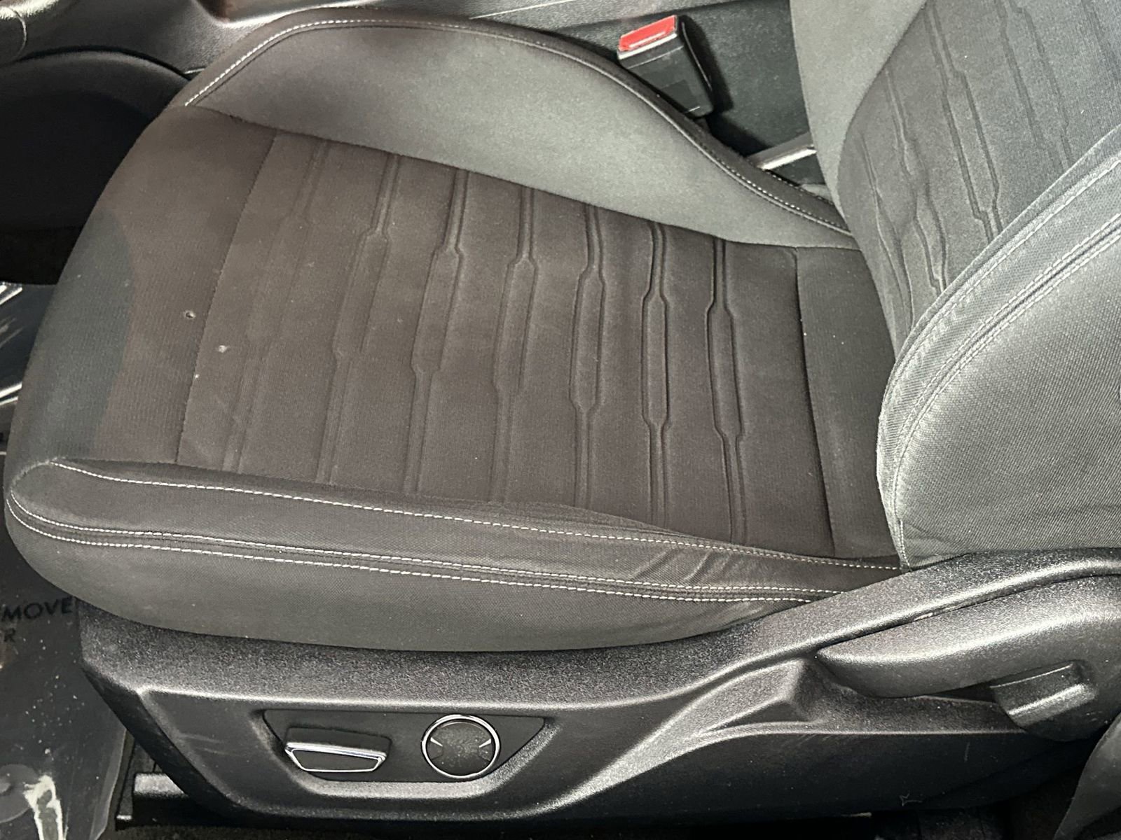 Used 2017 Ford Mustang EcoBoost image 16