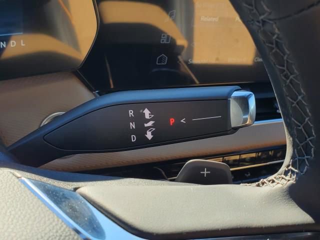 New 2026 Chevrolet Equinox ACTIV w/ Safety and Technology Package image 26