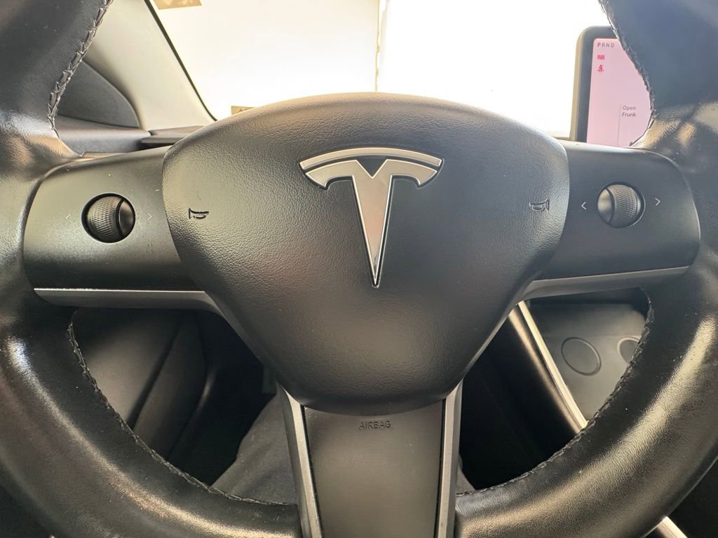 Used 2018 Tesla Model 3 Long Range image 31