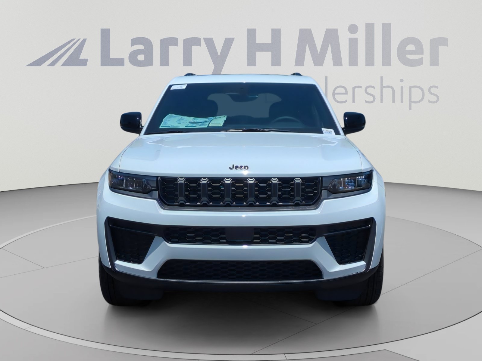 New 2026 Jeep Grand Cherokee Altitude AWD/4WD image 8