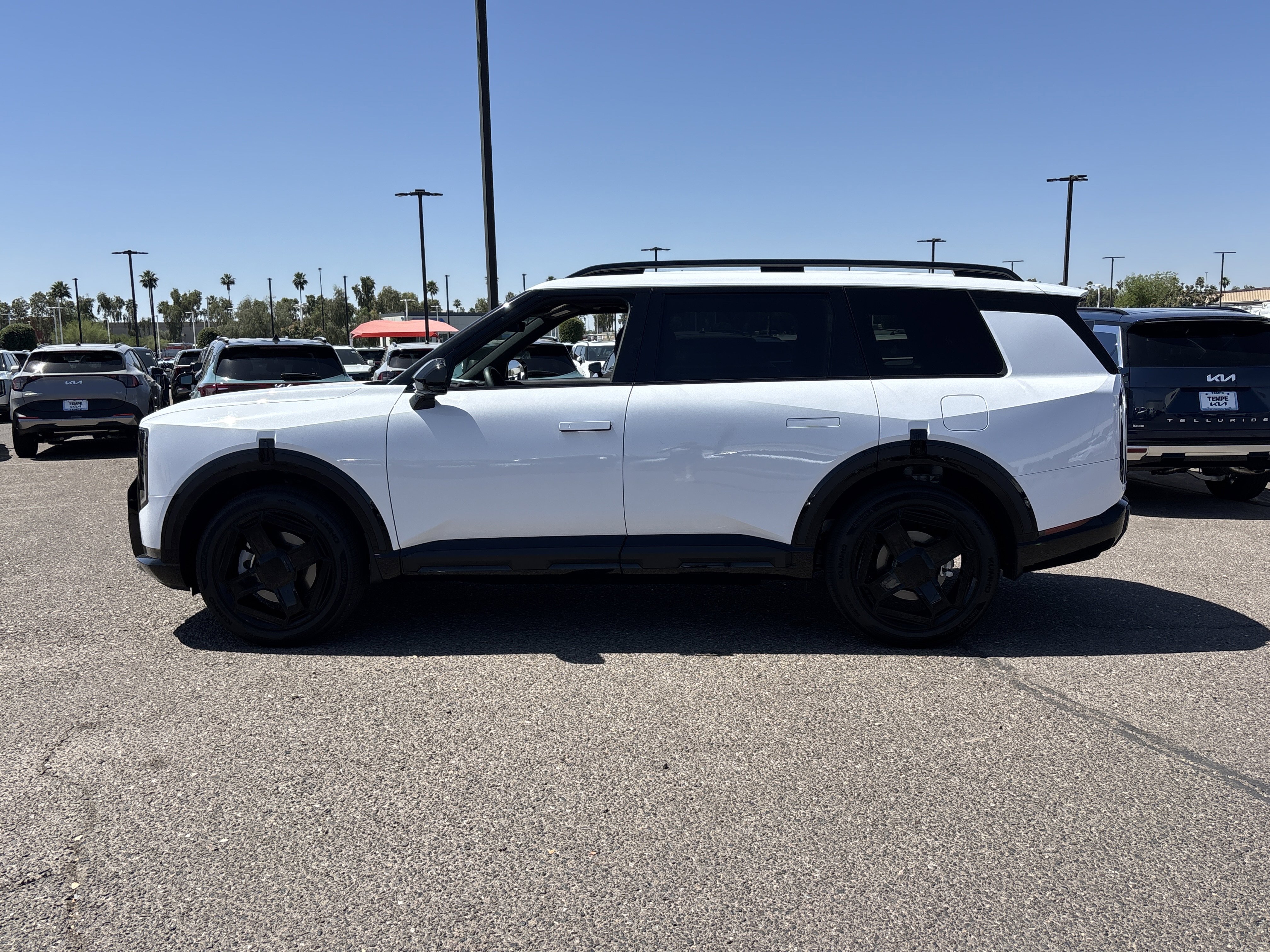 Used 2027 Kia Telluride EX X-Line AWD/4WD image 3