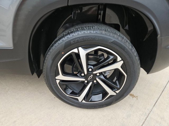 Used 2021 Chevrolet TrailBlazer RS w/ Sun and Liftgate Package FWD image 10
