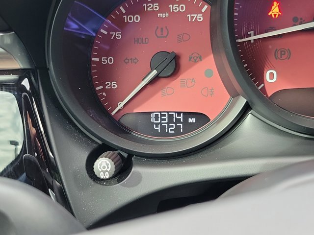 Used 2024 Porsche Macan Turbo image 25