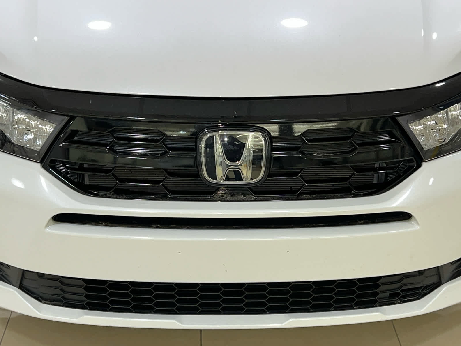 Certified 2025 Honda Odyssey Touring image 8