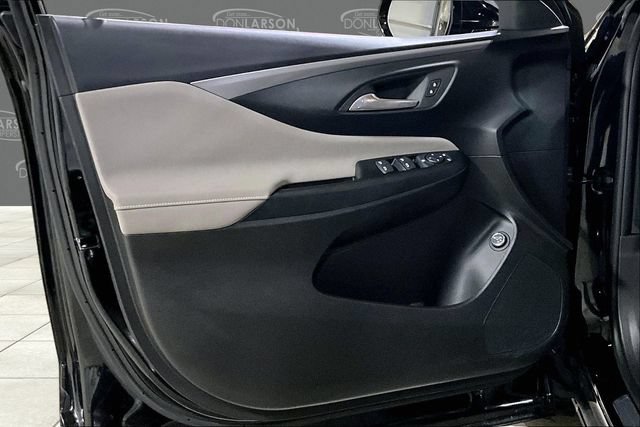 Certified 2025 Buick Envista Avenir FWD image 11