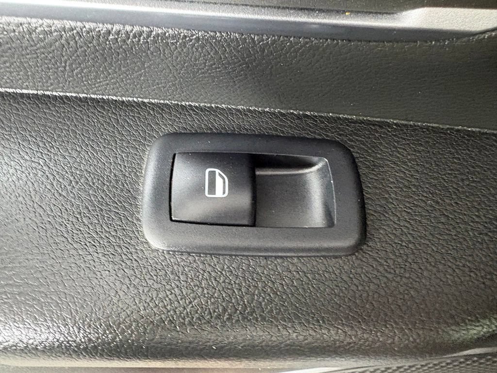 Used 2019 RAM 1500 Big Horn AWD/4WD image 46