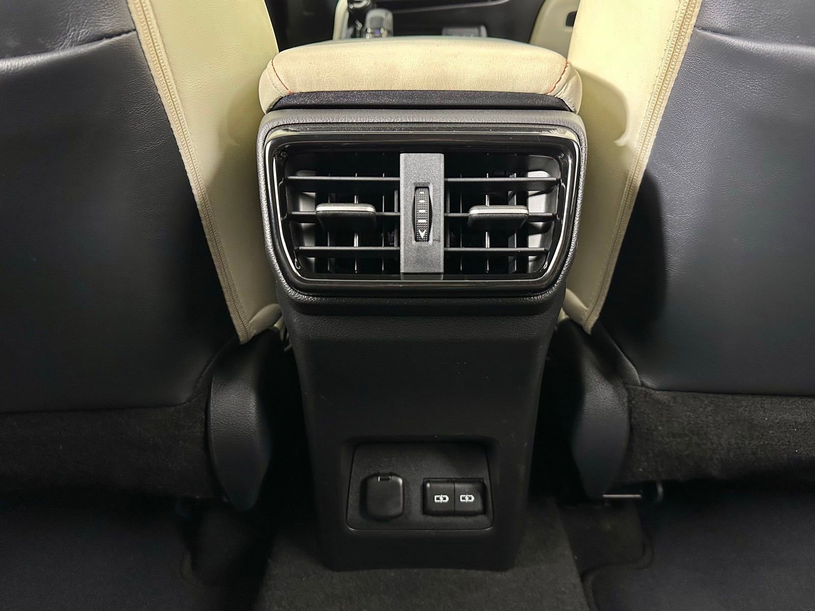 Used 2024 Lexus NX 250 FWD w/ Premium Package image 33