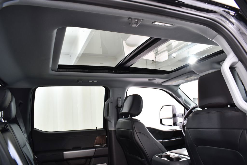 New 2026 Ford F350 Lariat w/ Black Appearance Package image 18