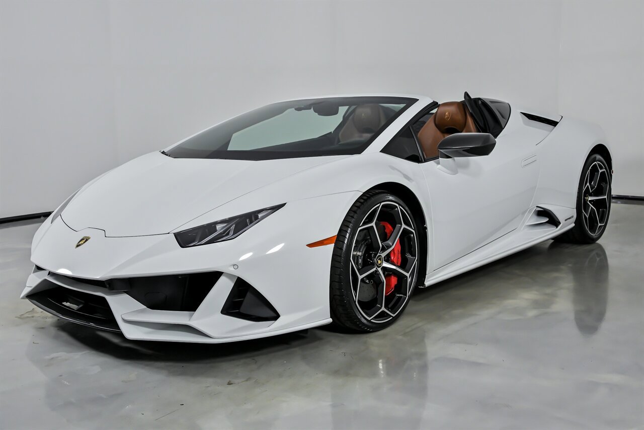 Used 2020 Lamborghini Huracan EVO AWD/4WD image 6