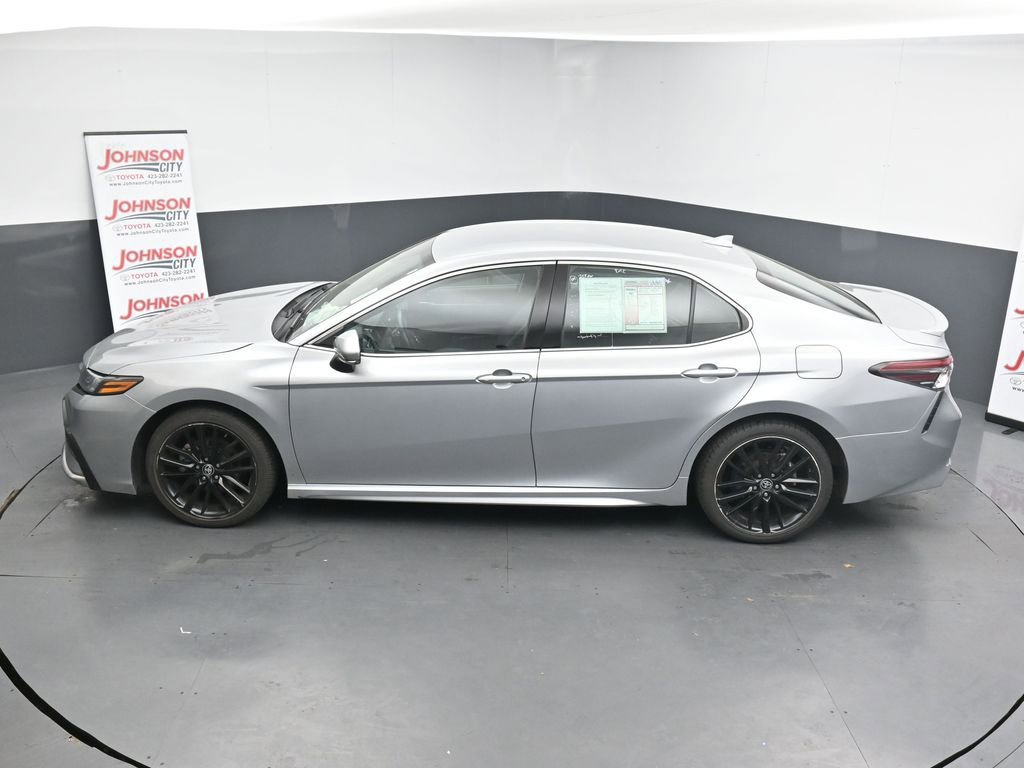 Used 2023 Toyota Camry XSE image 13