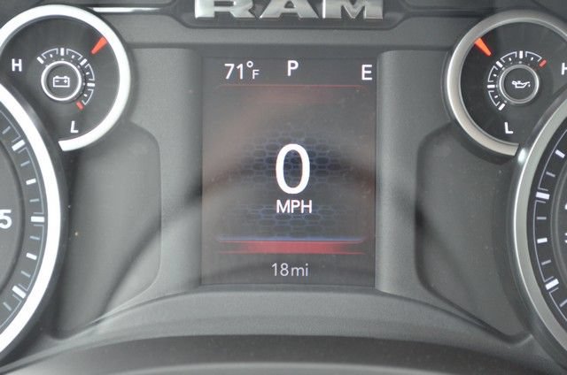 New 2026 RAM 1500 Express AWD/4WD image 20