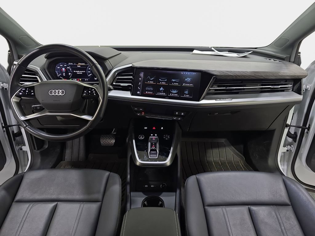 Used 2024 Audi Q4 e-tron Premium w/ Convenience Package image 10