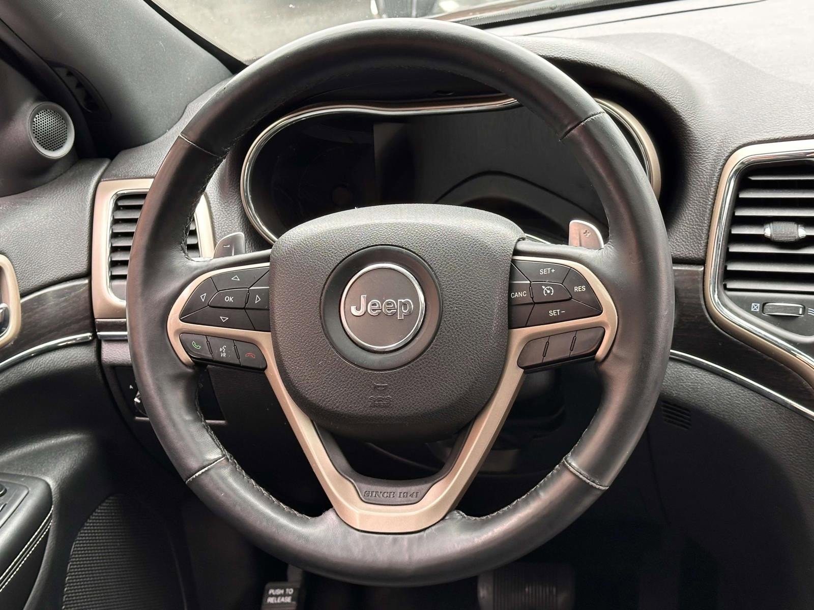 Used 2014 Jeep Grand Cherokee Limited image 19