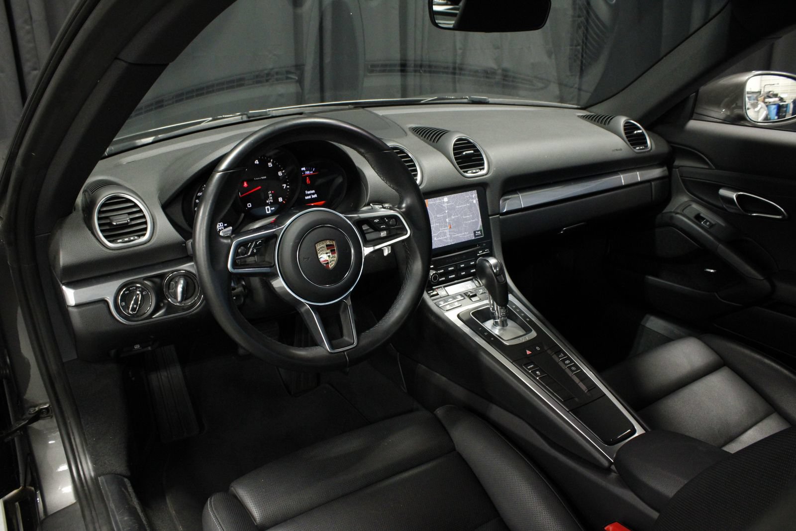Used 2021 Porsche 718 Cayman RWD image 10