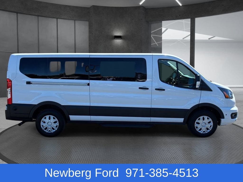 Used 2024 Ford Transit 350 XLT RWD image 4