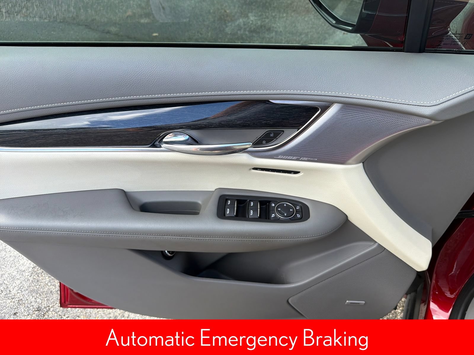 Used 2022 Cadillac XT6 Premium Luxury FWD image 30