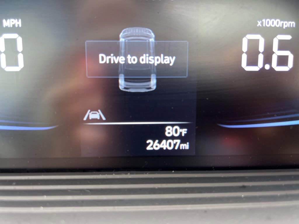 Used 2024 Hyundai Venue SEL image 4