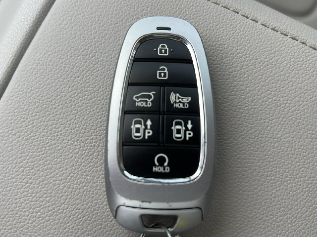 Certified 2024 Hyundai Tucson Limited AWD/4WD image 35