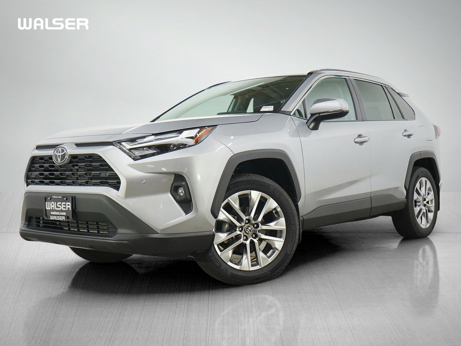 Used 2025 Toyota RAV4 XLE Premium w/ Weather Package AWD/4WD image 1